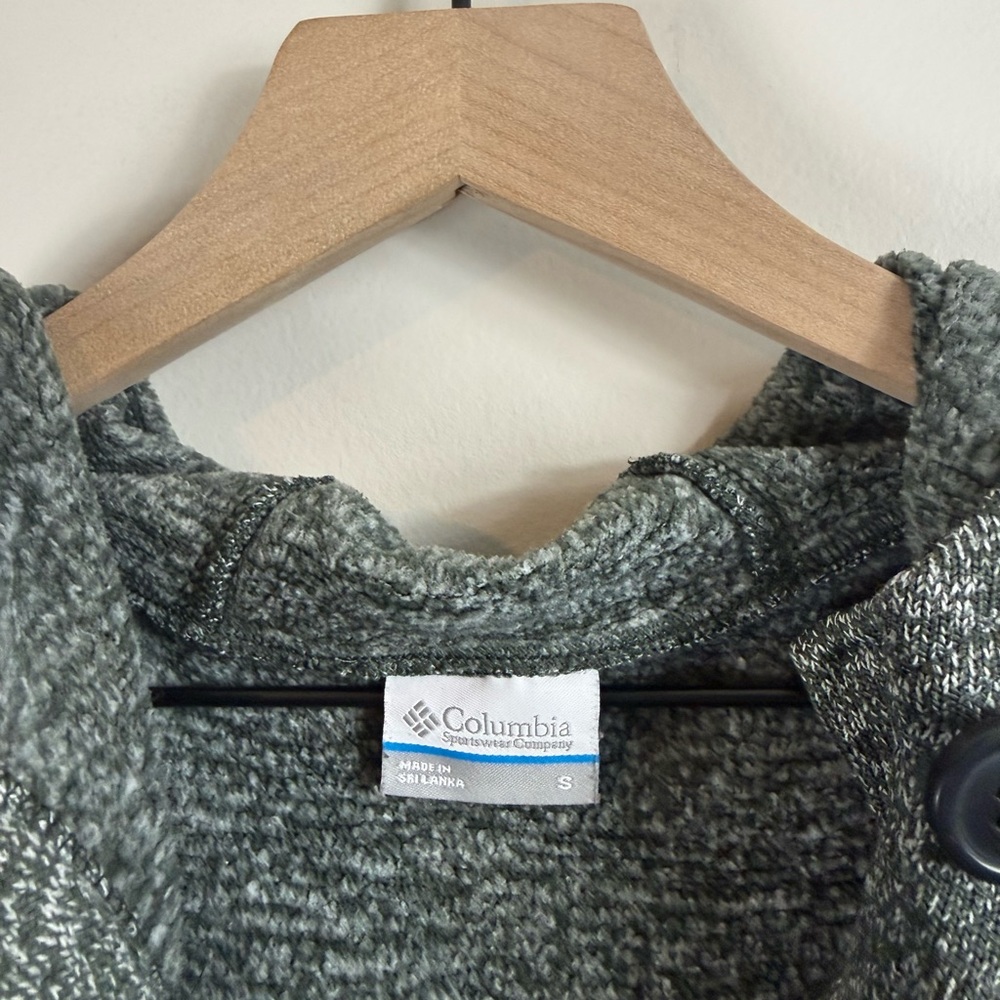 Columbia Pullover - Picture 7 of 7